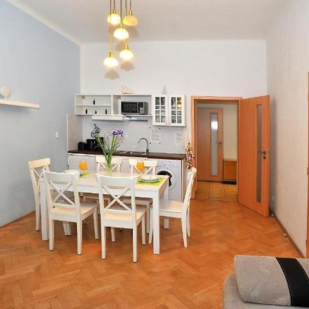 Condo In Vinohrady Prága Kültér fotó