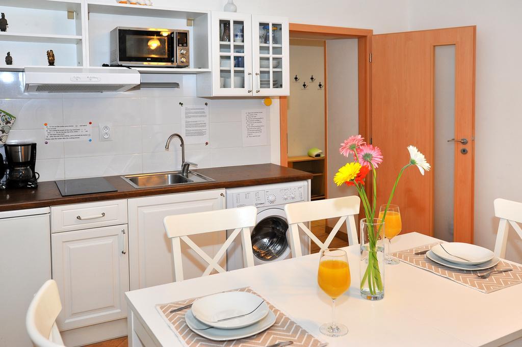 Condo In Vinohrady Prága Kültér fotó
