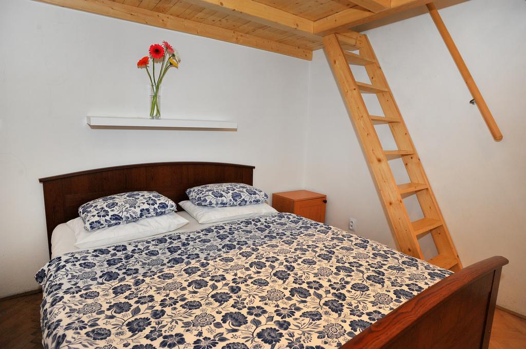 Condo In Vinohrady Prága Kültér fotó