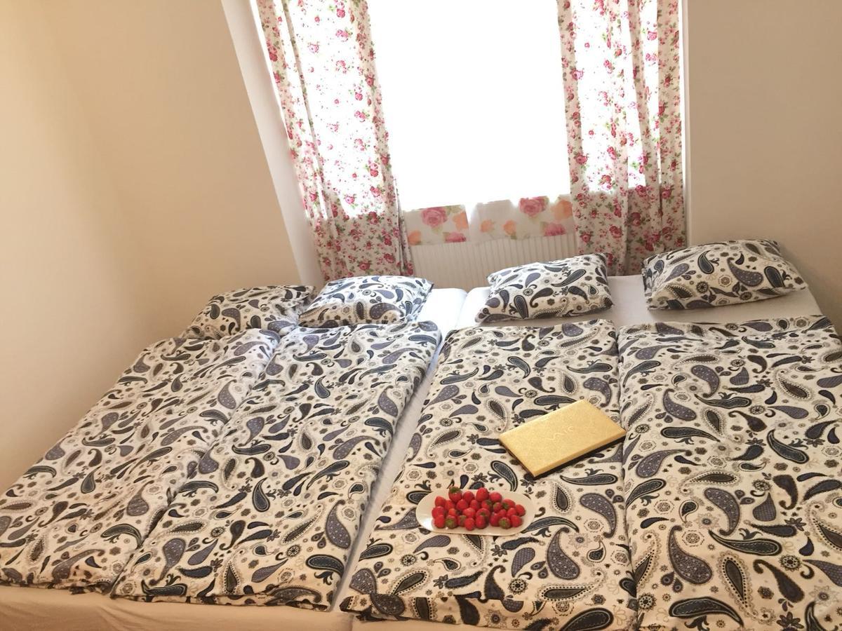 Condo In Vinohrady Prága Kültér fotó